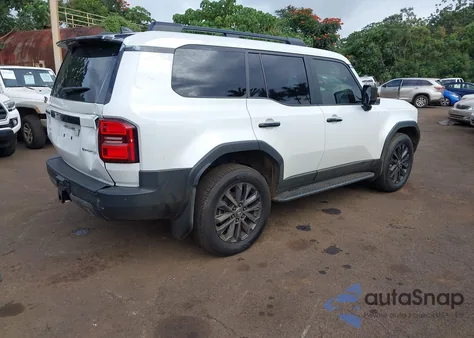 2025 Toyota Land Cruiser z USA, uszkodzony, nr VIN JTEABFAJ9S5013923